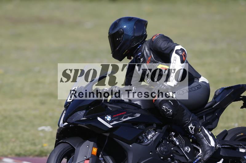 /10 20.04.2026  Pluess Moto Sport ADR/Einsteiger/11